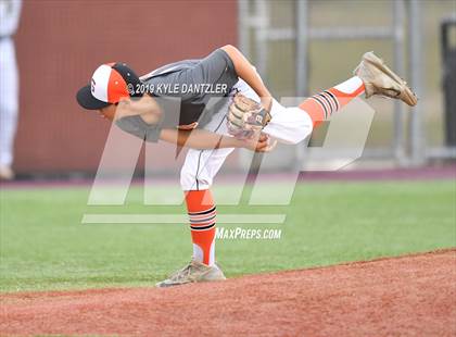 Thumbnail 2 in Pampa vs Springtown (Walker Stallcup Tournament) photogallery.