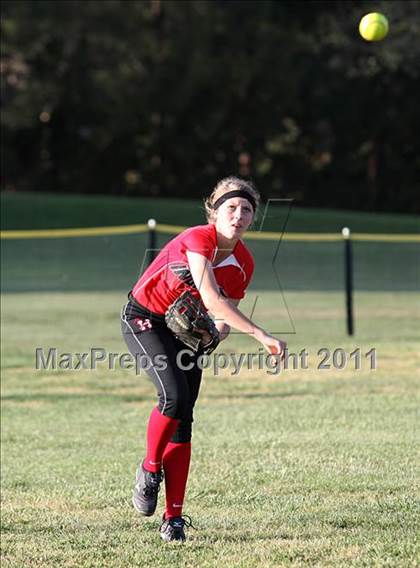 Thumbnail 1 in La Canada vs. Hart (T.O. Tournament) photogallery.