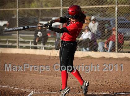 Thumbnail 2 in La Canada vs. Hart (T.O. Tournament) photogallery.