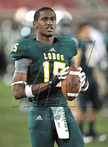 Thumbnail 2 in Longview vs. Coppell (Tom Landry Classic) photogallery.
