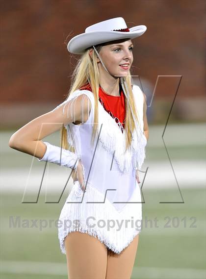 Thumbnail 2 in Longview vs. Coppell (Tom Landry Classic) photogallery.