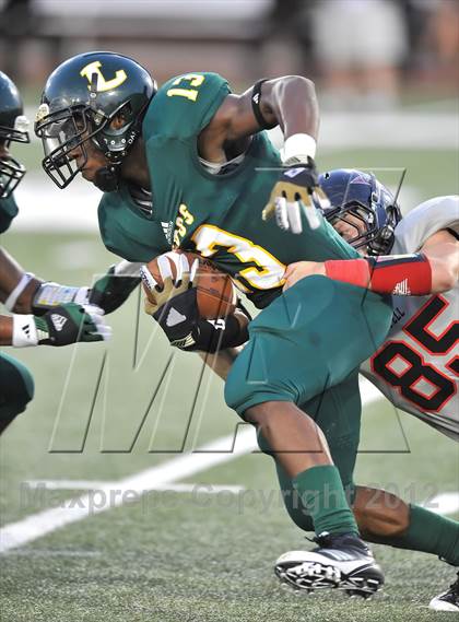 Thumbnail 3 in Longview vs. Coppell (Tom Landry Classic) photogallery.