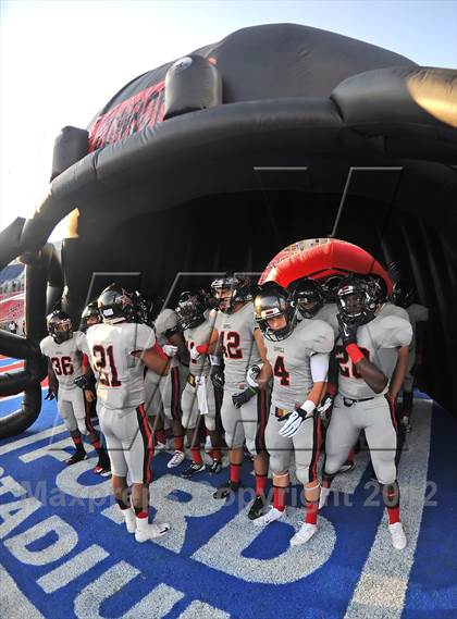 Thumbnail 3 in Longview vs. Coppell (Tom Landry Classic) photogallery.