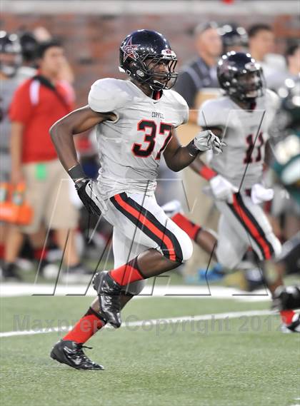 Thumbnail 2 in Longview vs. Coppell (Tom Landry Classic) photogallery.