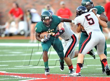 Thumbnail 3 in Longview vs. Coppell (Tom Landry Classic) photogallery.