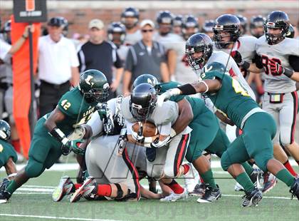Thumbnail 1 in Longview vs. Coppell (Tom Landry Classic) photogallery.