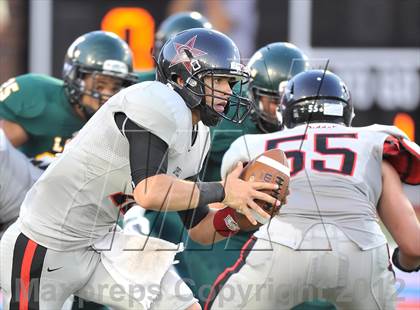 Thumbnail 3 in Longview vs. Coppell (Tom Landry Classic) photogallery.