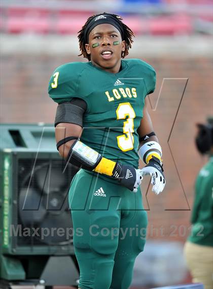 Thumbnail 3 in Longview vs. Coppell (Tom Landry Classic) photogallery.