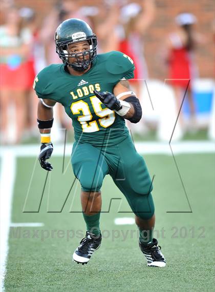 Thumbnail 2 in Longview vs. Coppell (Tom Landry Classic) photogallery.