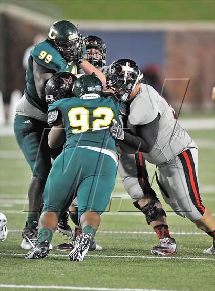 Thumbnail 1 in Longview vs. Coppell (Tom Landry Classic) photogallery.