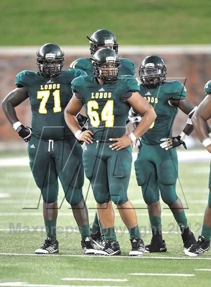 Thumbnail 3 in Longview vs. Coppell (Tom Landry Classic) photogallery.