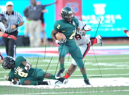 Thumbnail 1 in Longview vs. Coppell (Tom Landry Classic) photogallery.