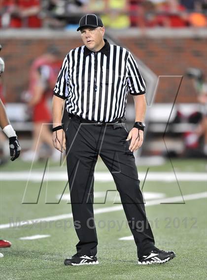 Thumbnail 3 in Longview vs. Coppell (Tom Landry Classic) photogallery.