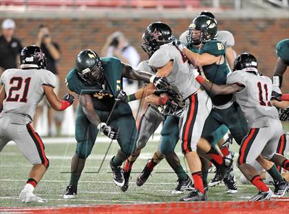 Thumbnail 3 in Longview vs. Coppell (Tom Landry Classic) photogallery.