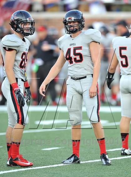 Thumbnail 3 in Longview vs. Coppell (Tom Landry Classic) photogallery.
