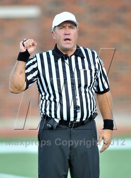 Thumbnail 1 in Longview vs. Coppell (Tom Landry Classic) photogallery.