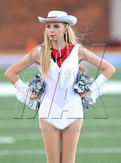 Thumbnail 2 in Longview vs. Coppell (Tom Landry Classic) photogallery.