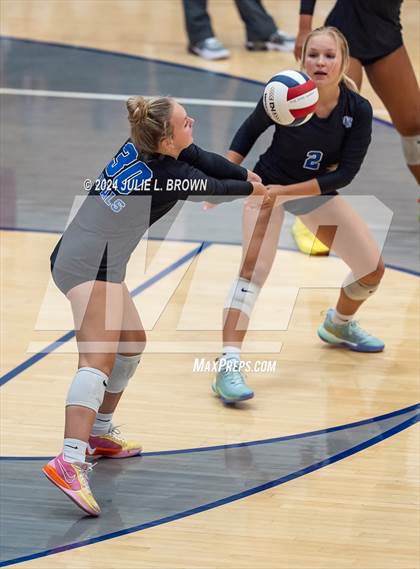Thumbnail 1 in Avon @ Hamilton Southeastern photogallery.
