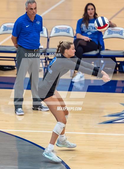 Thumbnail 3 in Avon @ Hamilton Southeastern photogallery.