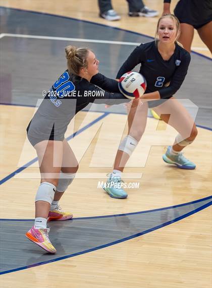 Thumbnail 1 in Avon @ Hamilton Southeastern photogallery.