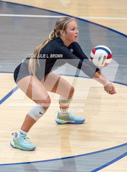 Thumbnail 3 in Avon @ Hamilton Southeastern photogallery.