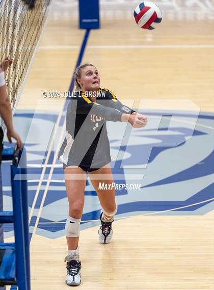 Thumbnail 1 in Avon @ Hamilton Southeastern photogallery.