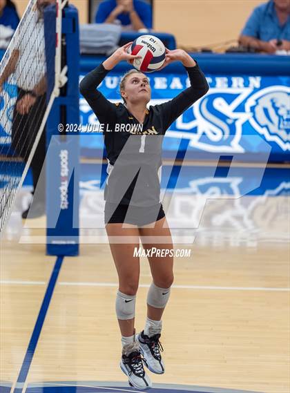 Thumbnail 1 in Avon @ Hamilton Southeastern photogallery.