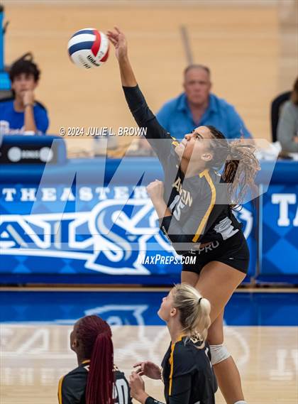 Thumbnail 3 in Avon @ Hamilton Southeastern photogallery.