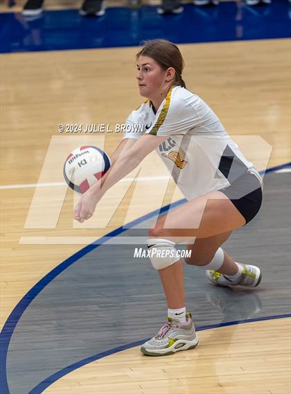 Thumbnail 3 in Avon @ Hamilton Southeastern photogallery.