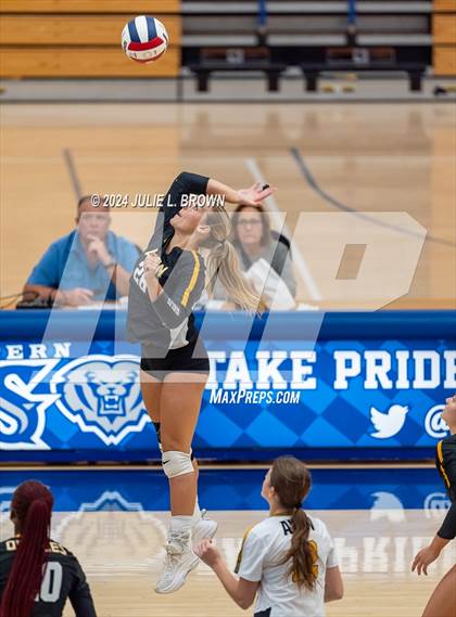 Thumbnail 1 in Avon @ Hamilton Southeastern photogallery.