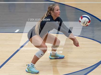 Thumbnail 1 in Avon @ Hamilton Southeastern photogallery.