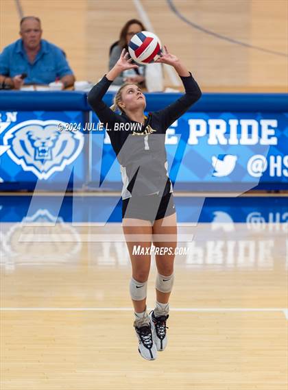 Thumbnail 3 in Avon @ Hamilton Southeastern photogallery.