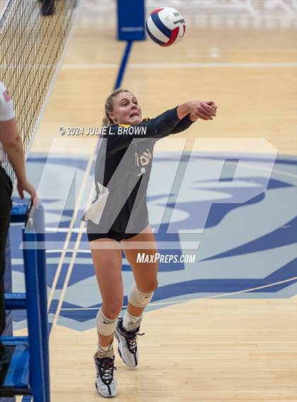 Thumbnail 3 in Avon @ Hamilton Southeastern photogallery.