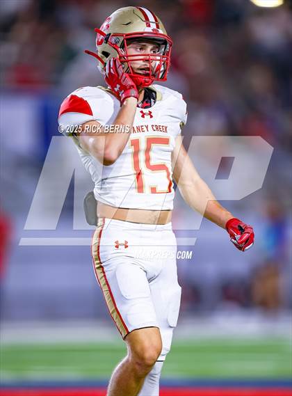 Thumbnail 2 in Caney Creek vs The Woodlands photogallery.