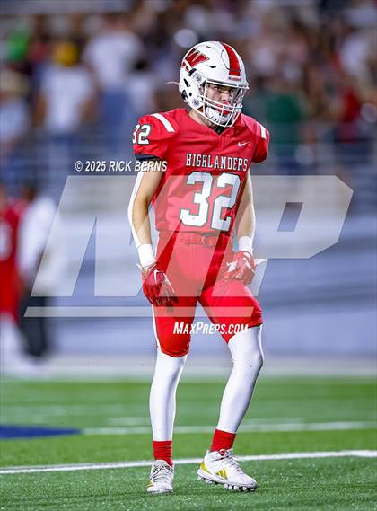 Thumbnail 1 in Caney Creek vs The Woodlands photogallery.
