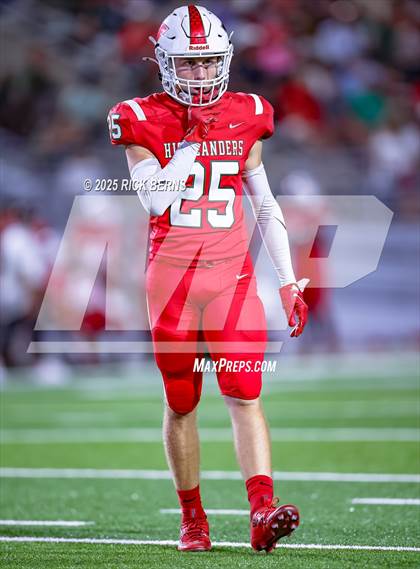 Thumbnail 3 in Caney Creek vs The Woodlands photogallery.