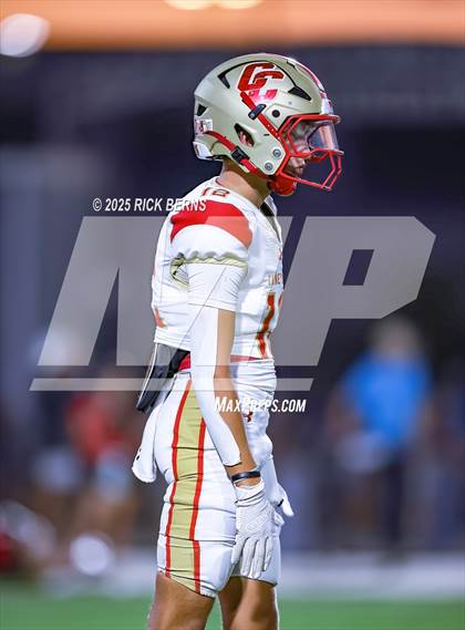 Thumbnail 3 in Caney Creek vs The Woodlands photogallery.