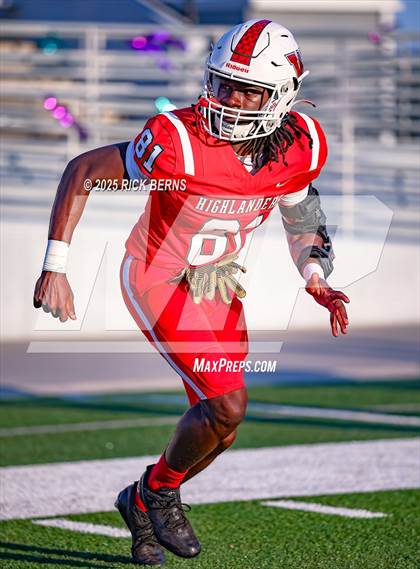 Thumbnail 2 in Caney Creek vs The Woodlands photogallery.