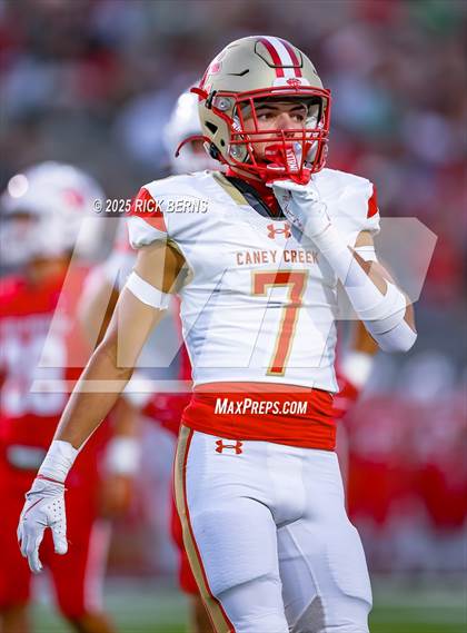 Thumbnail 3 in Caney Creek vs The Woodlands photogallery.