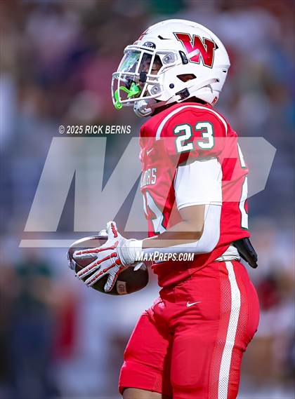Thumbnail 1 in Caney Creek vs The Woodlands photogallery.