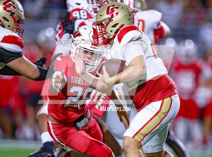 Thumbnail 2 in Caney Creek vs The Woodlands photogallery.