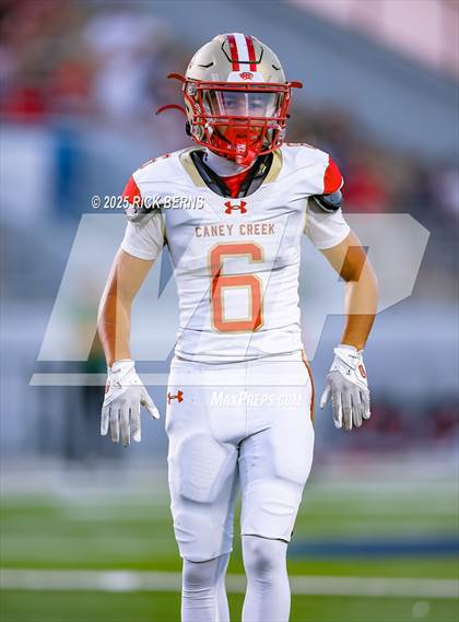Thumbnail 2 in Caney Creek vs The Woodlands photogallery.