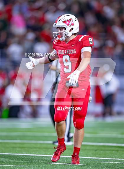 Thumbnail 3 in Caney Creek vs The Woodlands photogallery.