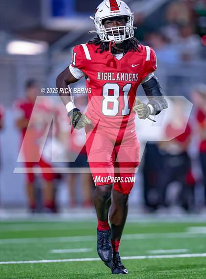 Thumbnail 3 in Caney Creek vs The Woodlands photogallery.