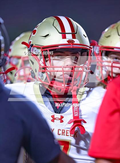 Thumbnail 2 in Caney Creek vs The Woodlands photogallery.