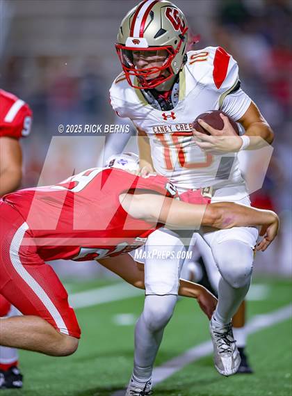 Thumbnail 2 in Caney Creek vs The Woodlands photogallery.