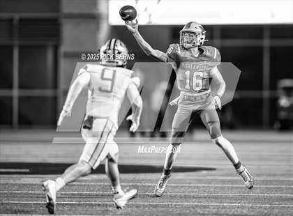 Thumbnail 1 in Caney Creek vs The Woodlands photogallery.