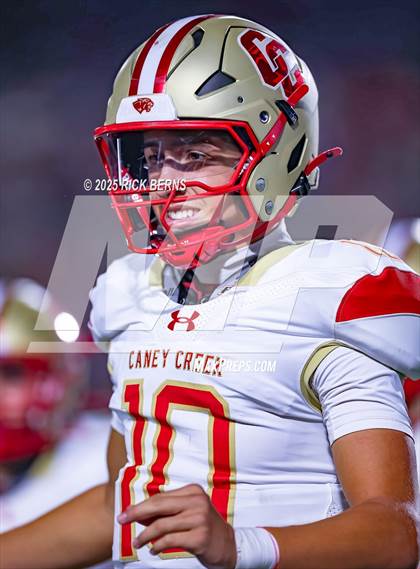 Thumbnail 1 in Caney Creek vs The Woodlands photogallery.