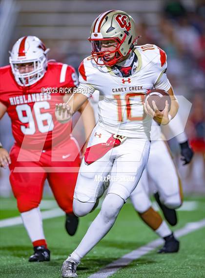 Thumbnail 1 in Caney Creek vs The Woodlands photogallery.