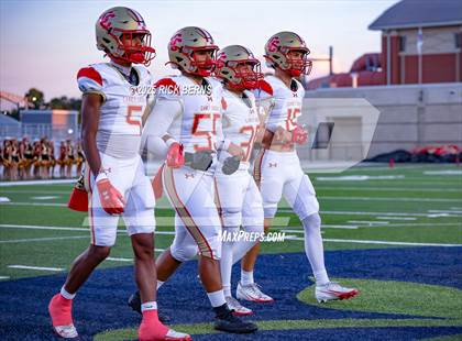 Thumbnail 3 in Caney Creek vs The Woodlands photogallery.